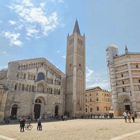 Ferienwohnung Luxury 1 Al Duomo Di Parma Exterior foto