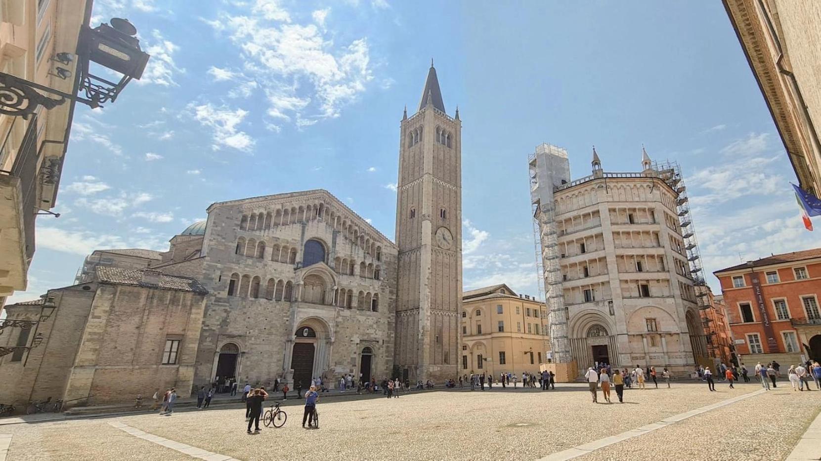 Ferienwohnung Luxury 1 Al Duomo Di Parma Exterior foto